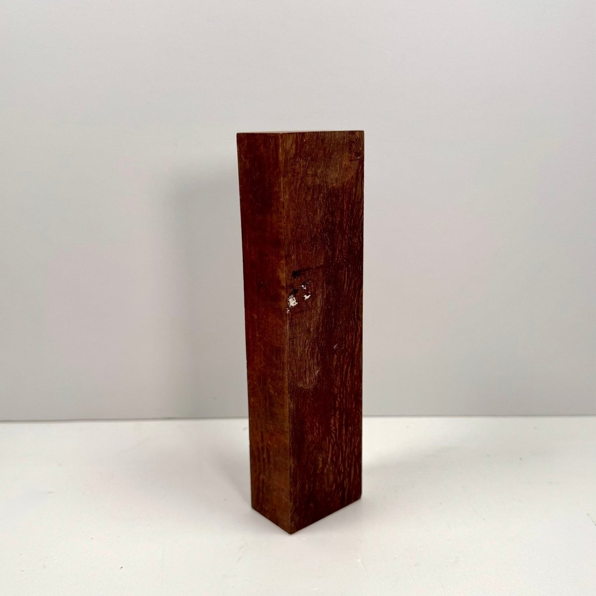 Lace She - Oak Block - RockSolid Scales -