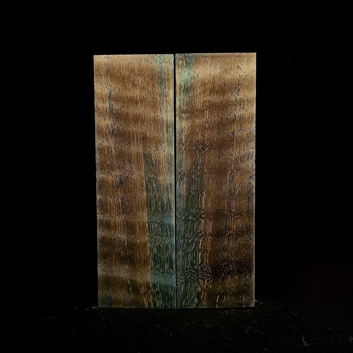 #1028 - Tru-Blue Curly Bastogne Walnut - RockSolid Scales -