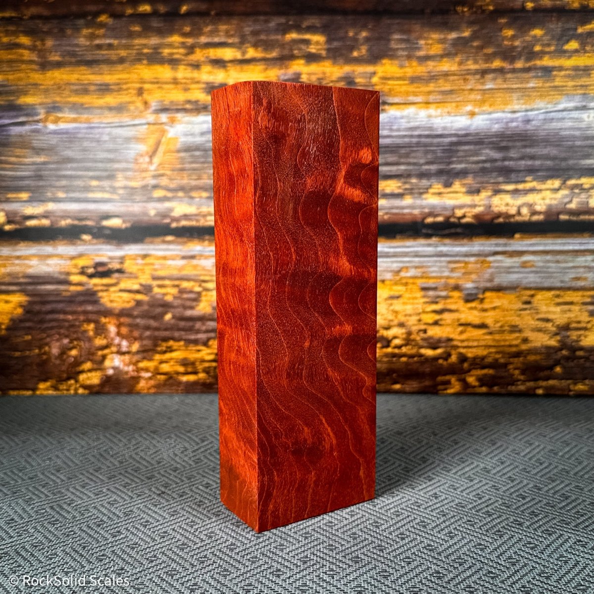 #2408 - ЯedЯum Quilted Maple Block - RockSolid Scales -