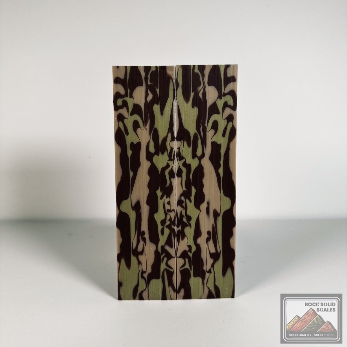 #2546 - Faded Desert Storm Acrylic - RockSolid Scales -