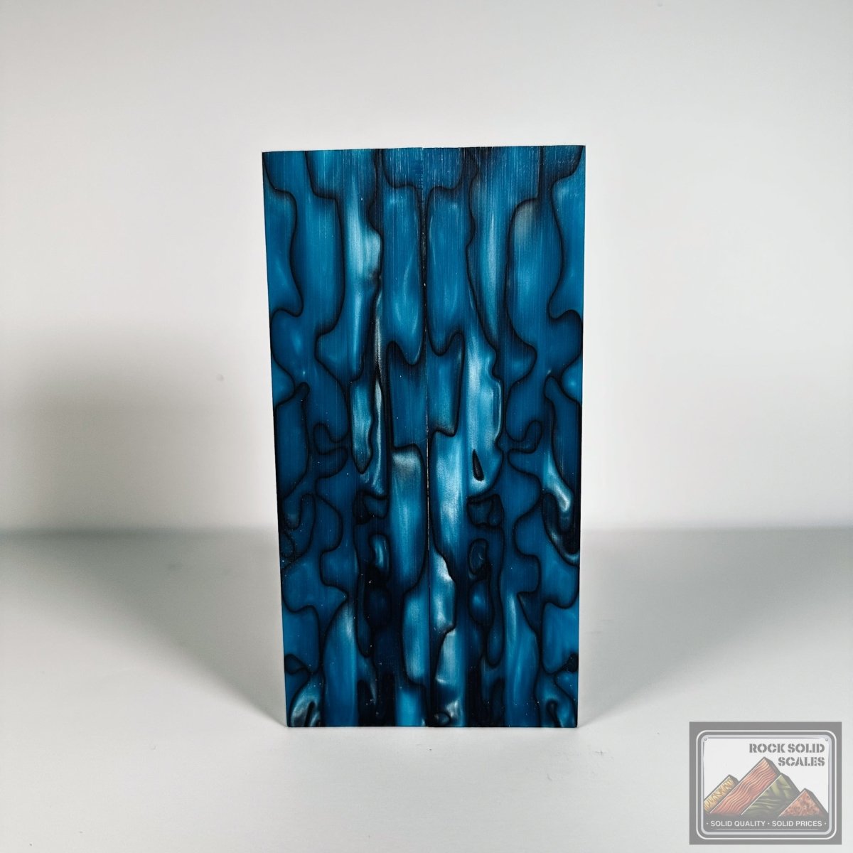 #2576 - Teal Pearl Swirl Acrylic - RockSolid Scales -