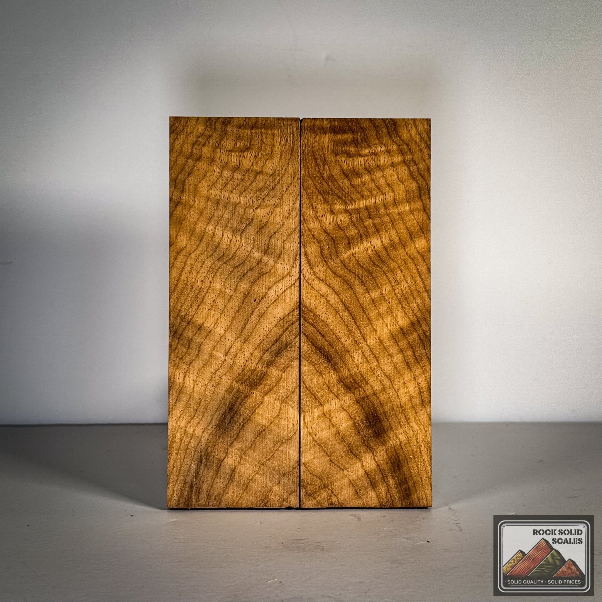 #2800 - Curly Myrtle - RockSolid Scales -