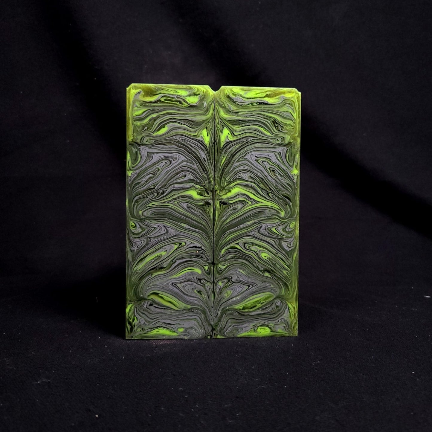 R49 - Electric Zombie Resin Scales - RockSolid Scales -
