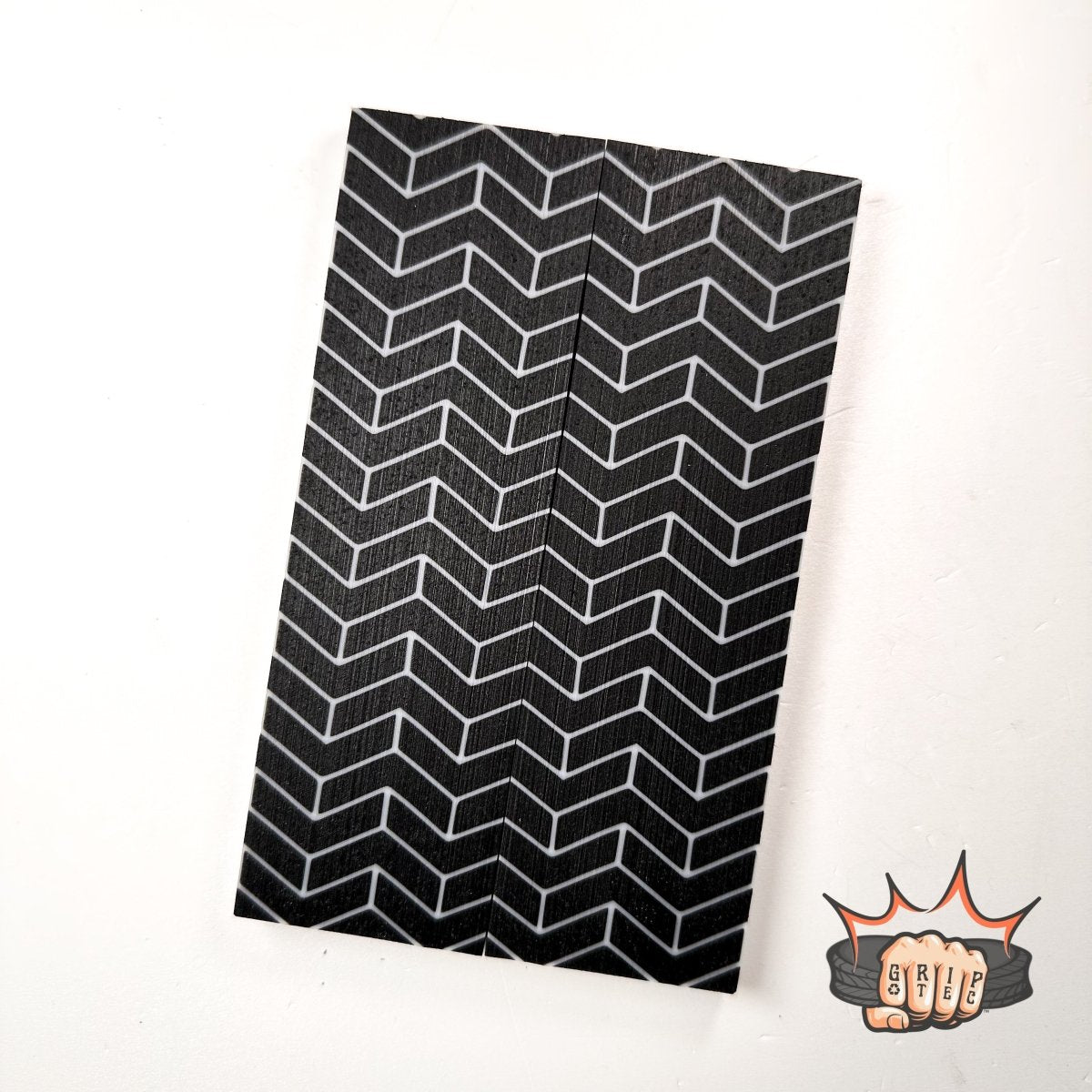 3D Grip - Tec™ Scales - Tuxedo - RockSolid Scales - Chevron