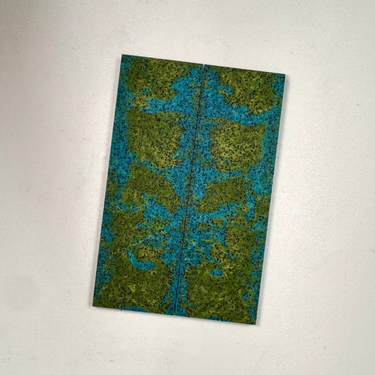 Bi - Color Grip - Tec™ - "Mother Earth" - RockSolid Scales - 4