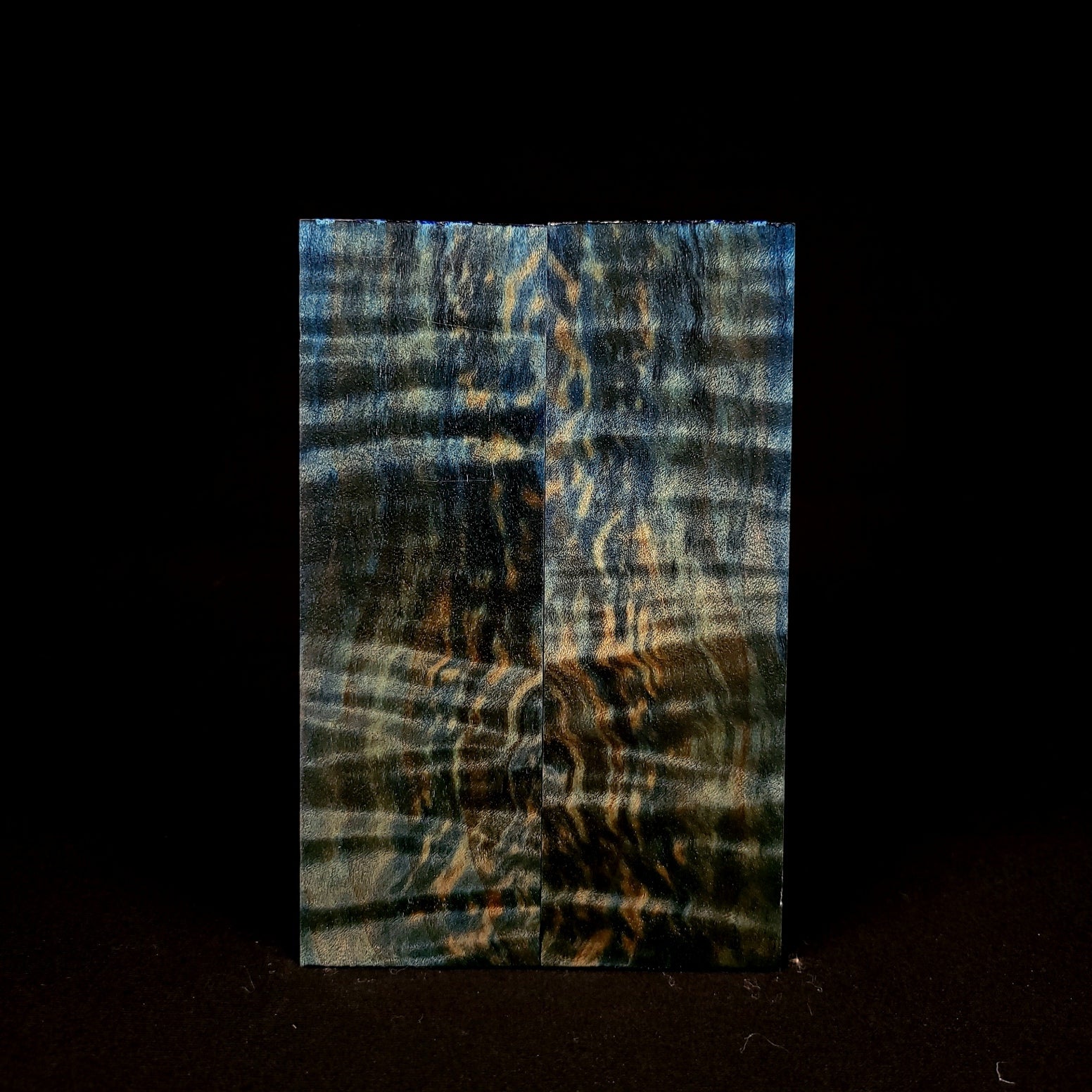 #1002 - Tru-Blue/Lime Green Curly Maple - RockSolid Scales -