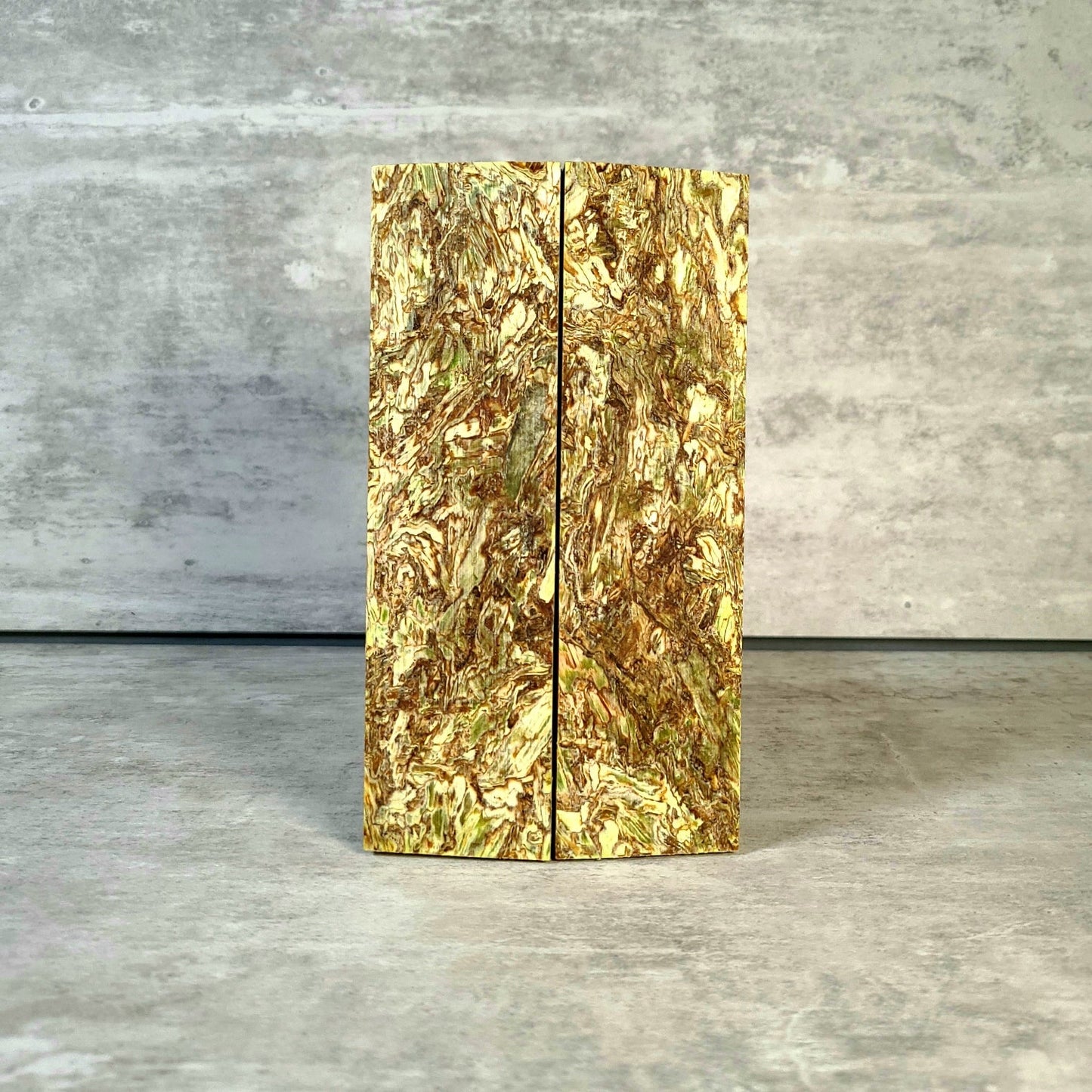 #2091 - Sour Apple Hempwood - RockSolid Scales -