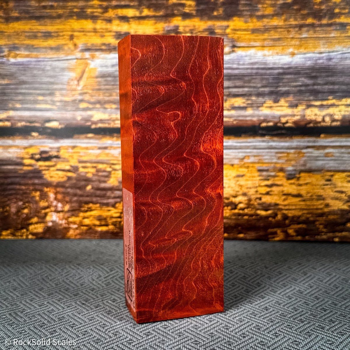 #2408 - ЯedЯum Quilted Maple Block - RockSolid Scales – Grip-Tec ...