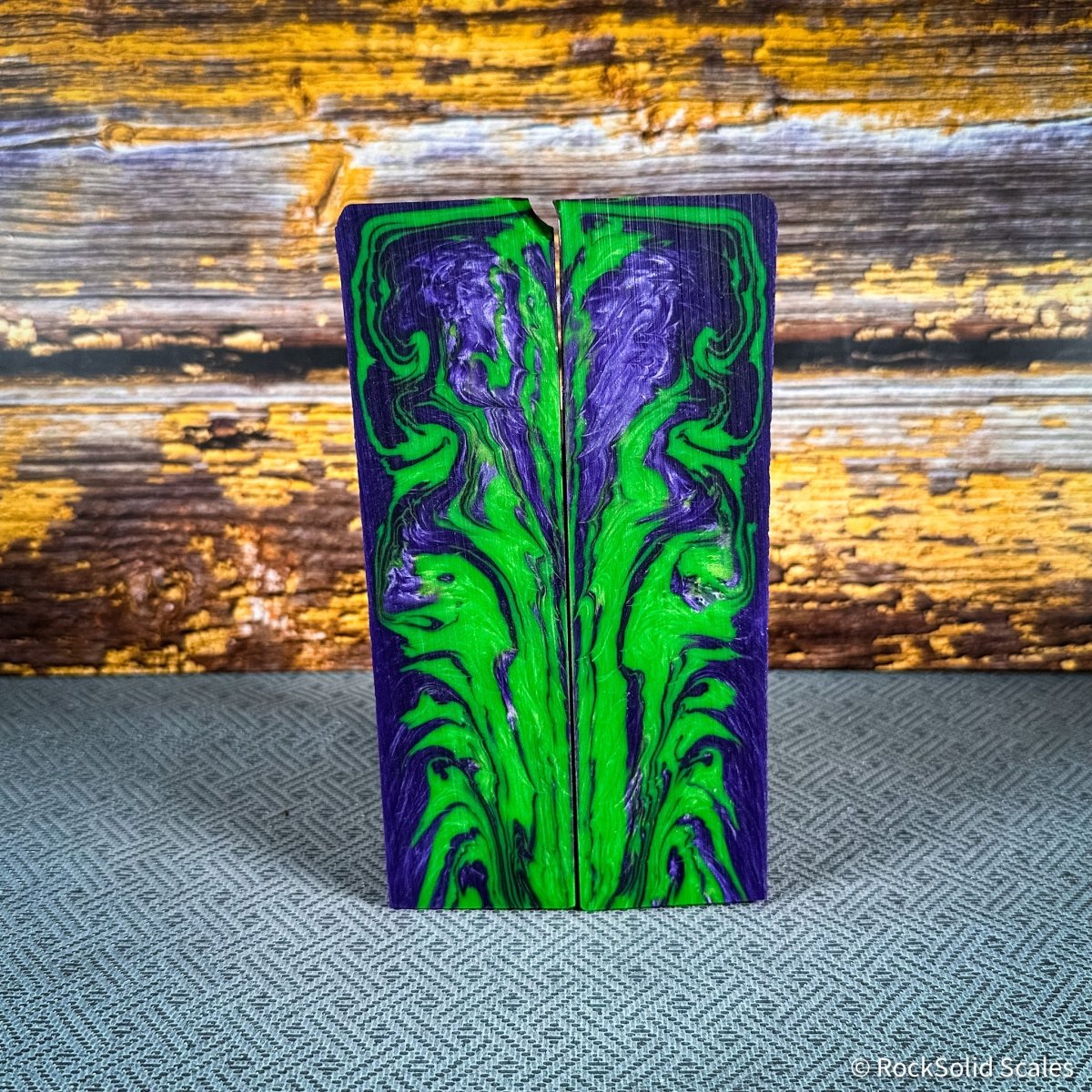 #2432 - Joker Swirl Acrylic - RockSolid Scales -