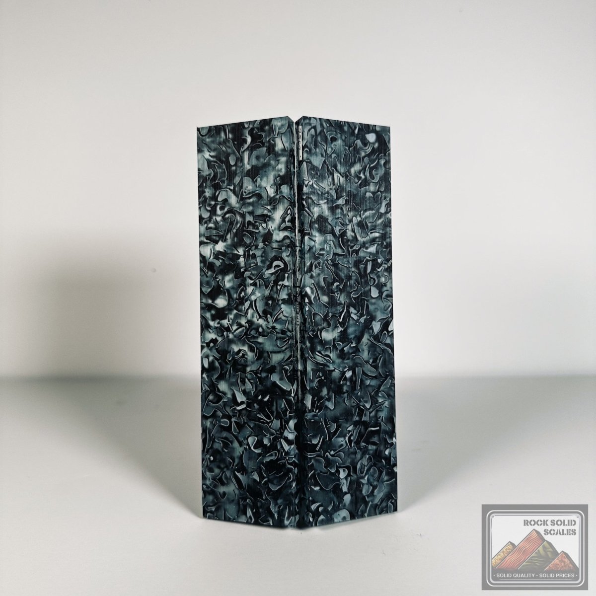 #2567 - Mint Fractal Acrylic - RockSolid Scales -
