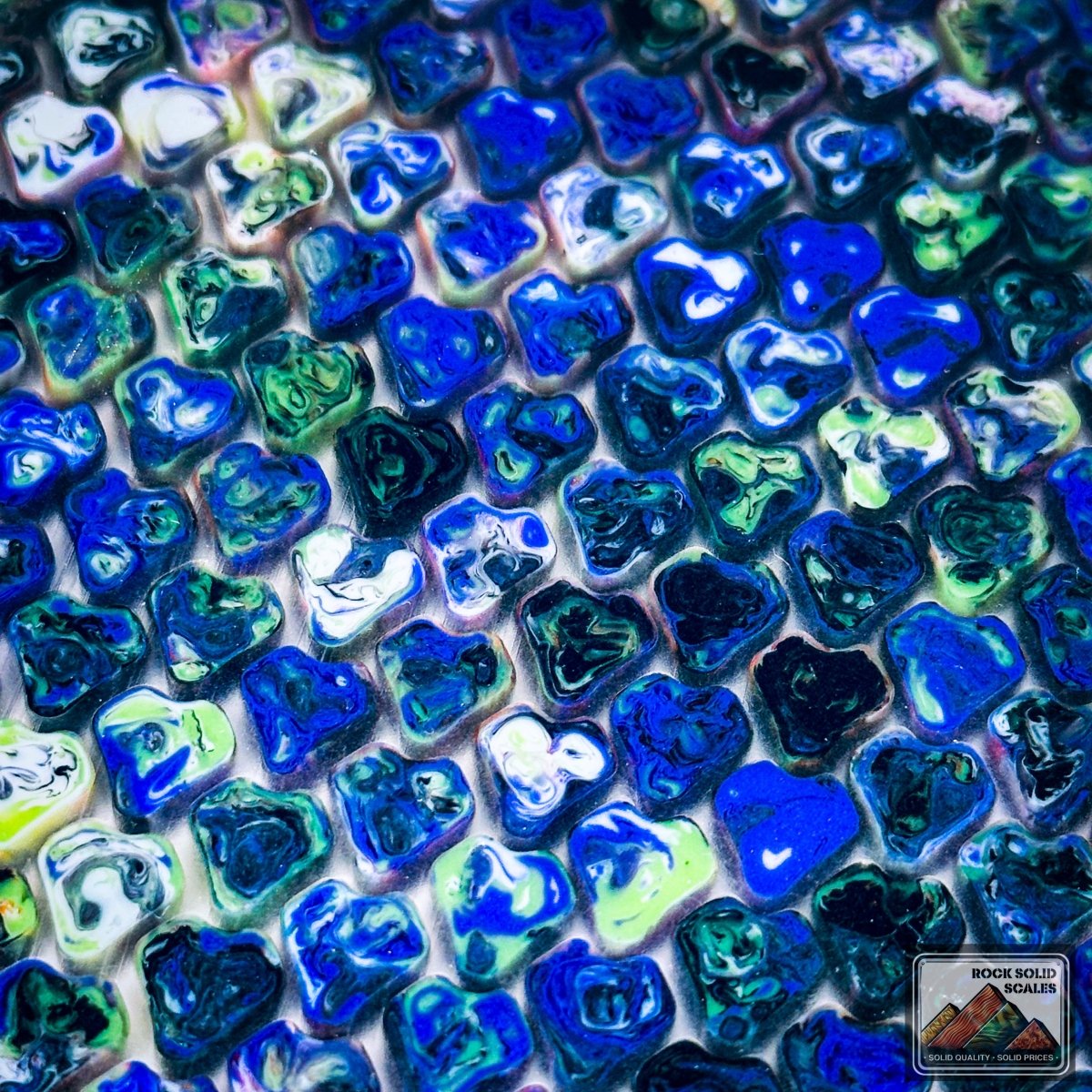 3D Dragon Scale Matrix - 8 Color Pour - RockSolid Scales -