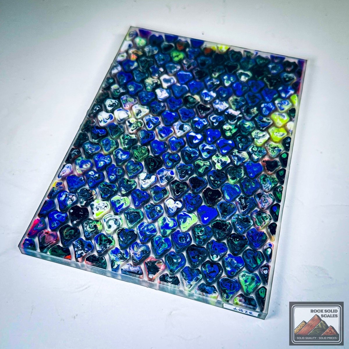 3D Dragon Scale Matrix - 8 Color Pour - RockSolid Scales -